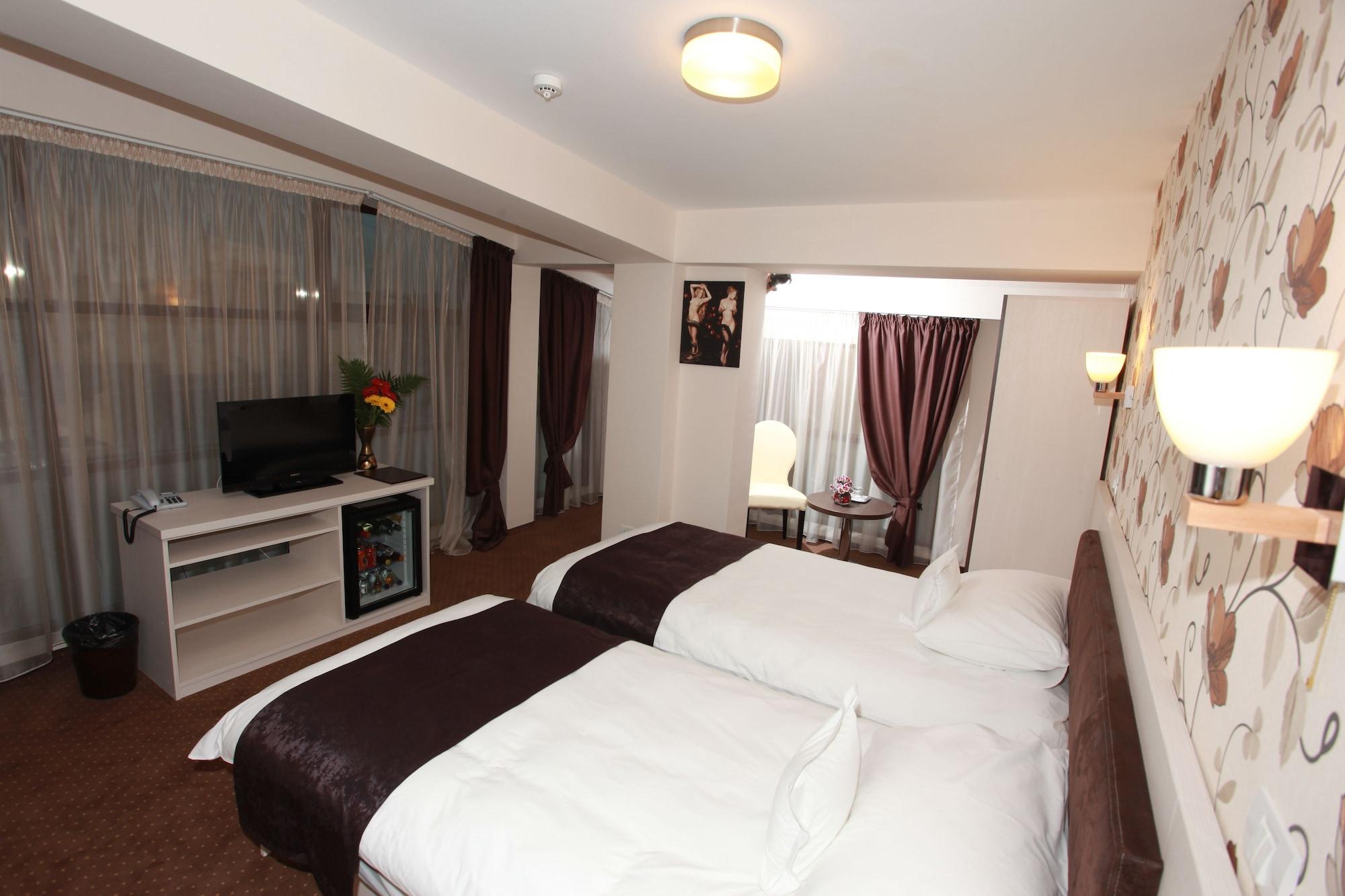 West Plaza Hotel Bukurešť Exteriér fotografie
