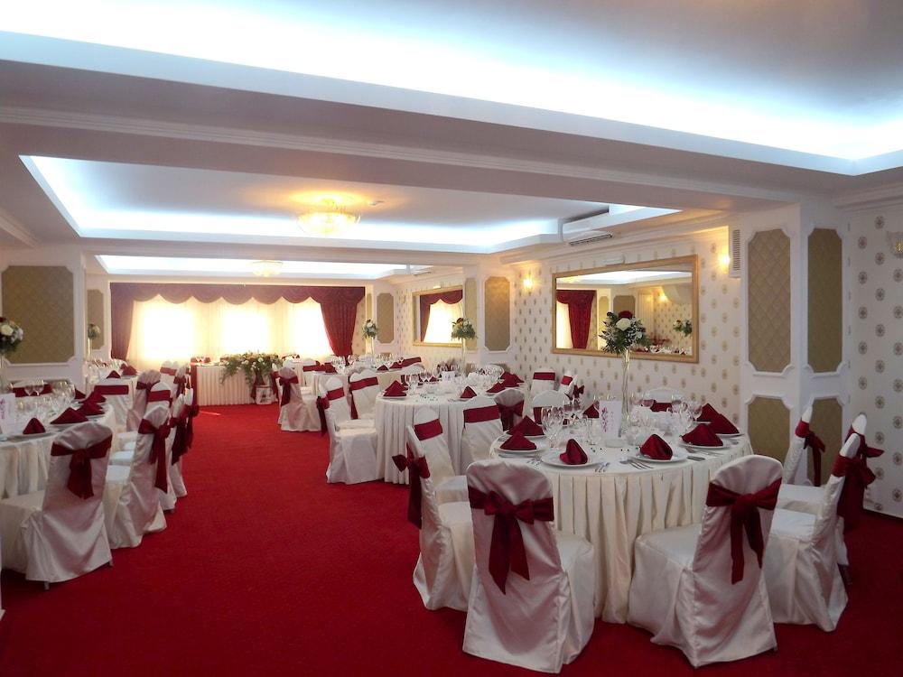 West Plaza Hotel Bukurešť Exteriér fotografie