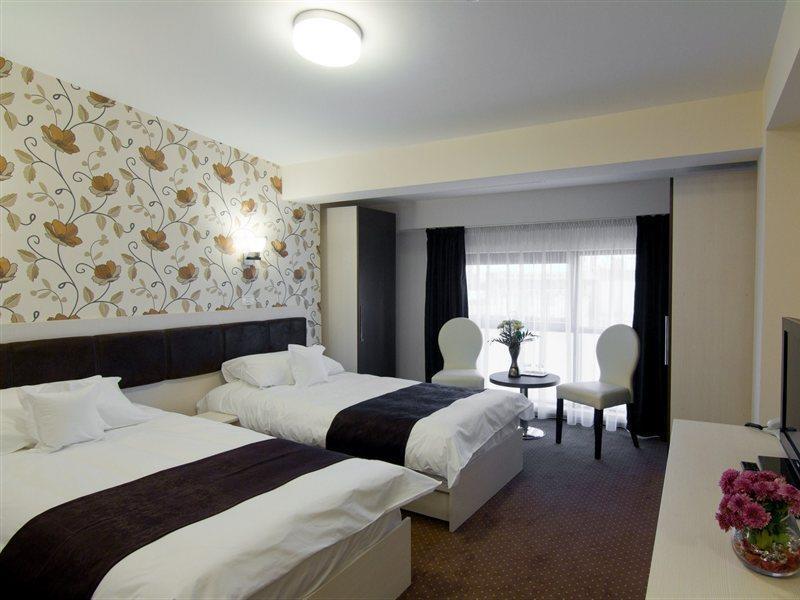 West Plaza Hotel Bukurešť Exteriér fotografie