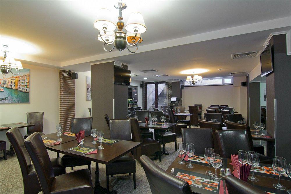 West Plaza Hotel Bukurešť Exteriér fotografie